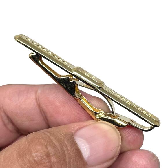 Burberry Vintage Tie Clip - Picture 3 of 8